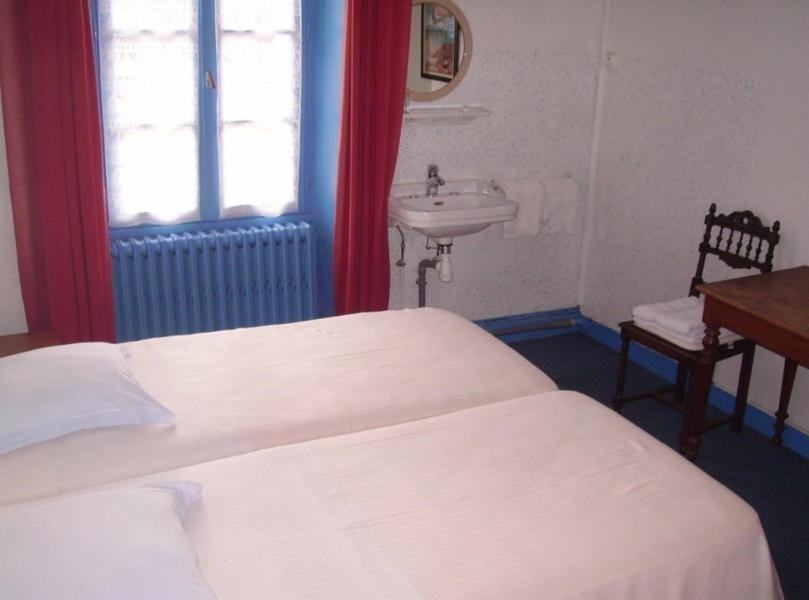 Hotel Du Menhir Локмариакер Номер фото